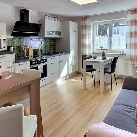 Familie Fuss In Apartment Weissenstadt